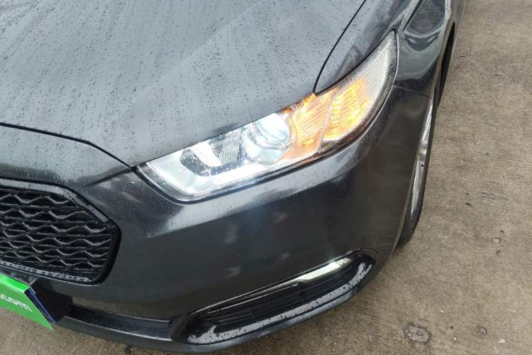 Used Ford Taurus 2015 EcoBoost 245 Fashion Edition Left Front Headlight