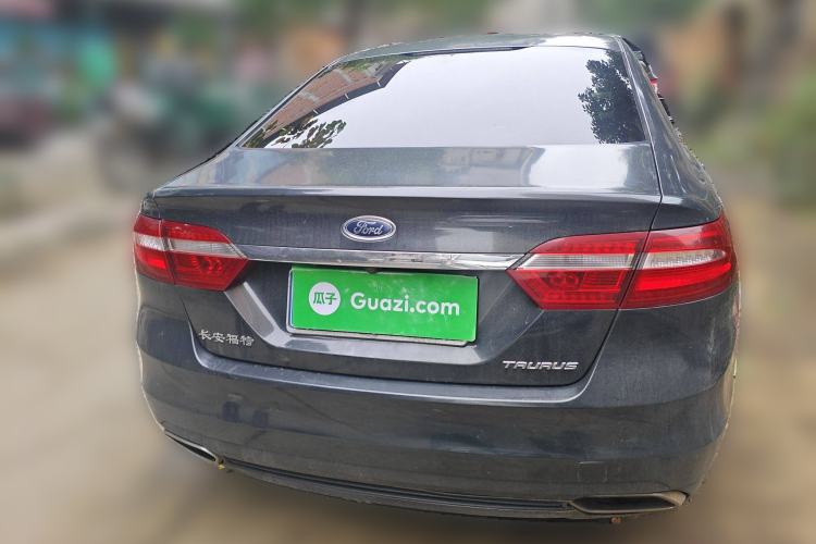 Used Ford Taurus 2015 EcoBoost 245 Fashion Edition Rear
