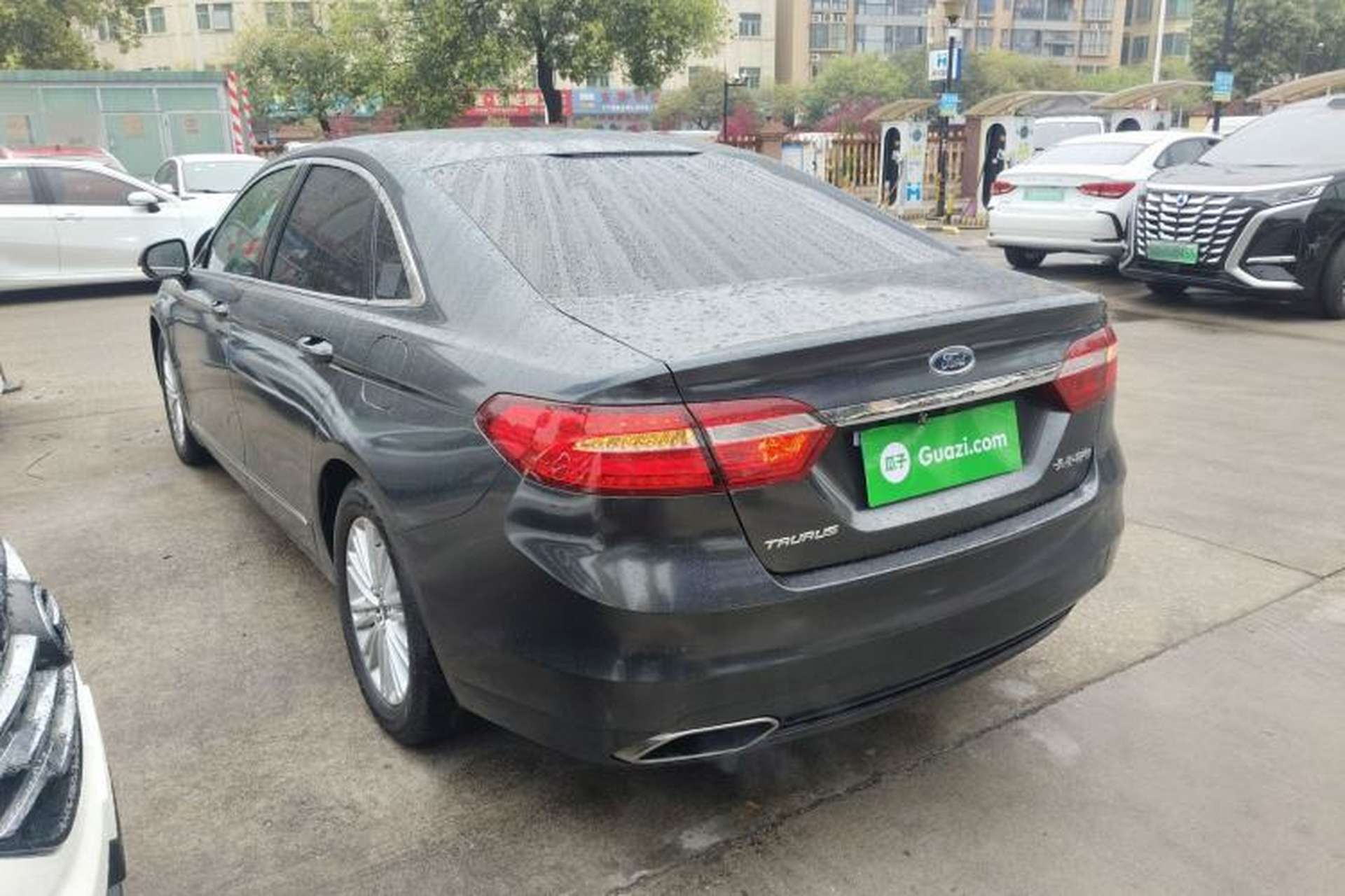 Used Ford Taurus 2015 EcoBoost 245 Fashion Edition Rear Left 45 Deg