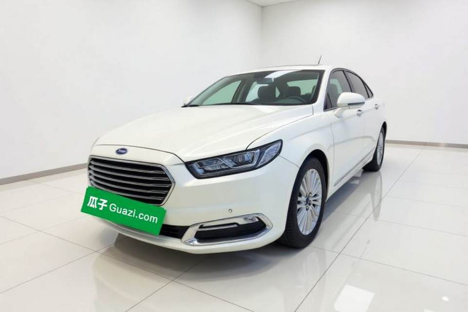 Ford Taurus 2015