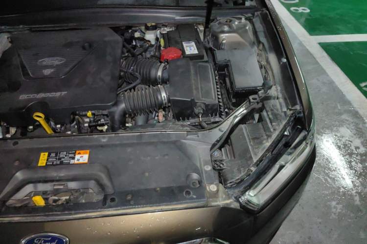 Used Ford Taurus 2015 EcoBoost 325 V6 Flagship Model Engine Bay Left