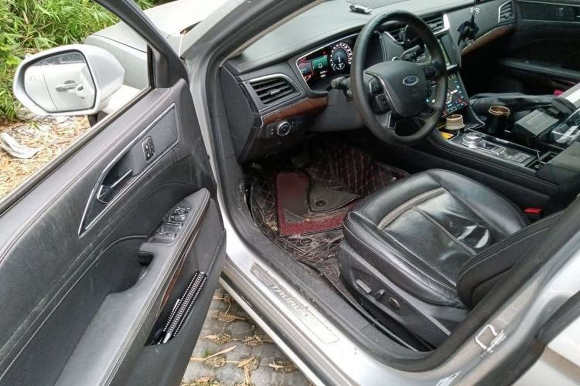 Used Ford Taurus 2015 EcoBoost 245 Ultimate Model Driver Seat