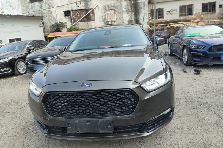 Used Ford Taurus 2015 EcoBoost 245 Luxury Model Exterior 1