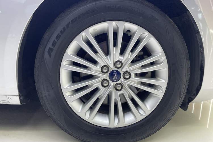 Used Ford Taurus 2015 EcoBoost 245 Fashion Edition Exterior 5