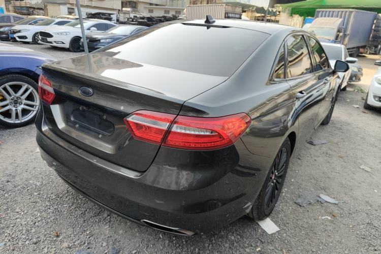 Used Ford Taurus 2015 EcoBoost 245 Luxury Model Exterior 5