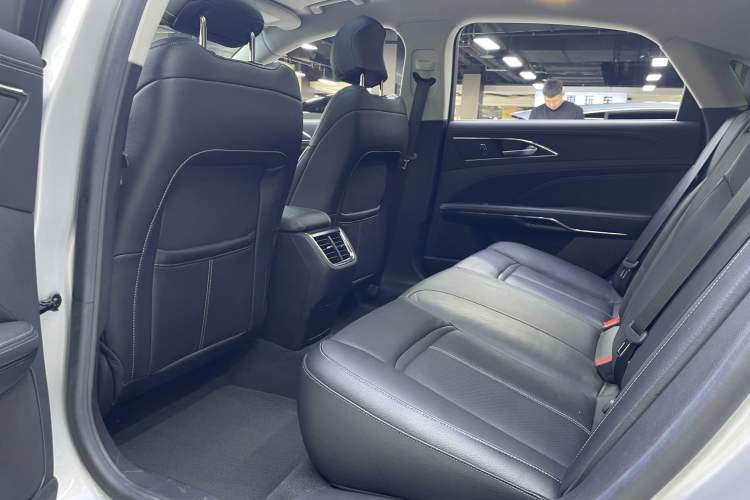 Used Ford Taurus 2015 EcoBoost 245 Fashion Edition Interior 6