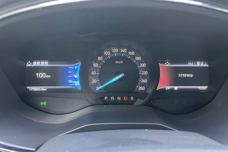 Used Ford Taurus 2015 EcoBoost 245 Fashion Edition Odometer Close Up