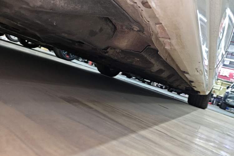 Used Ford Taurus 2015 EcoBoost 245 Fashion Edition Chassis Rear Right