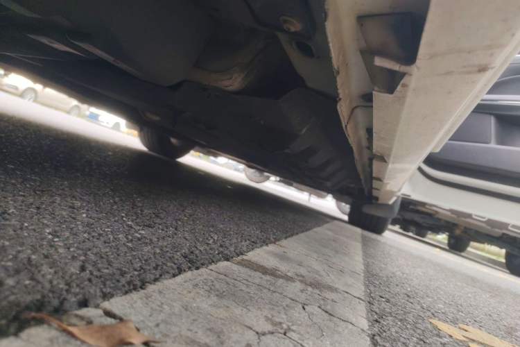 Used Ford Taurus 2015 EcoBoost 245 Fashion Edition Chassis Rear Right