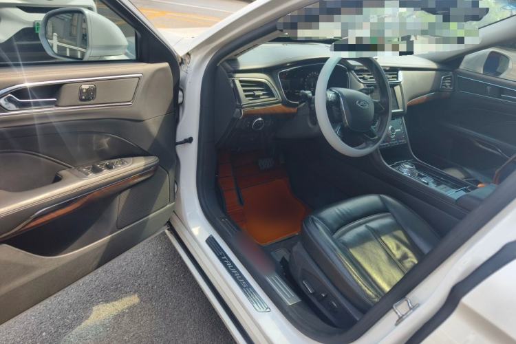 Used Ford Taurus 2015 EcoBoost 245 Ultimate Model Driver Seat