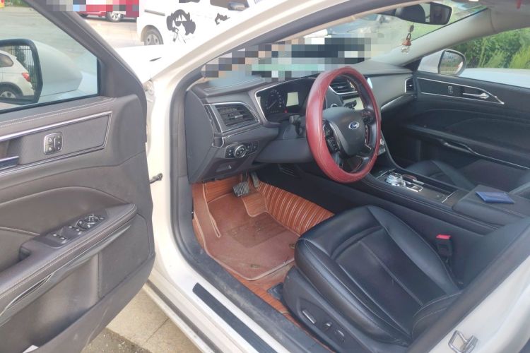 Used Ford Taurus 2015 EcoBoost 245 Fashion Edition Driver Seat