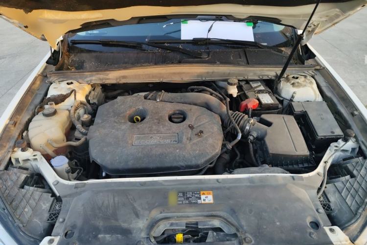 Used Ford Taurus 2015 EcoBoost 245 Fashion Edition Engine Bay