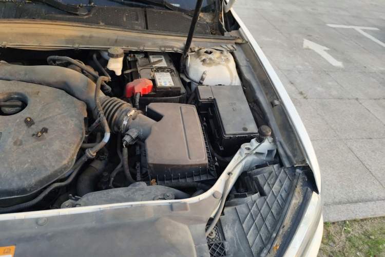 Used Ford Taurus 2015 EcoBoost 245 Fashion Edition Engine Bay Left