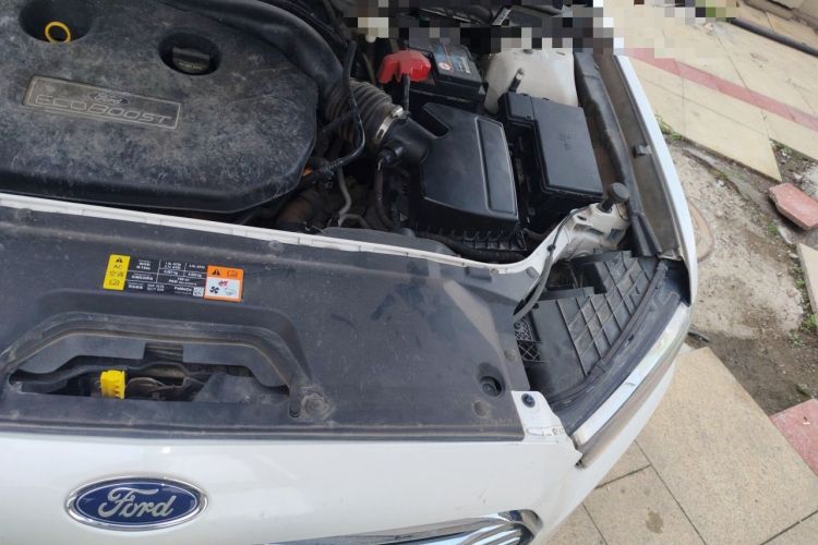 Used Ford Taurus 2015 EcoBoost 245 Fashion Edition Engine Bay Left