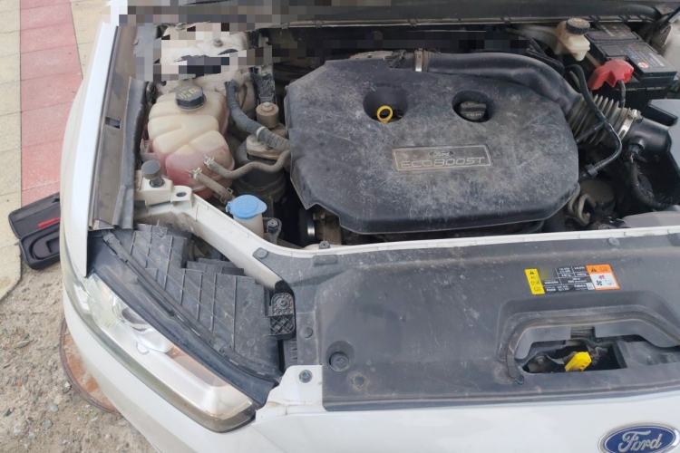 Used Ford Taurus 2015 EcoBoost 245 Fashion Edition Engine Bay Right