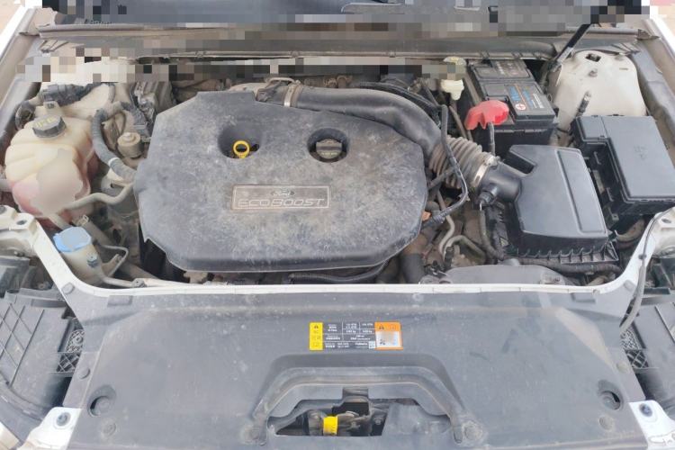 Used Ford Taurus 2015 EcoBoost 245 Fashion Edition Engine Bay