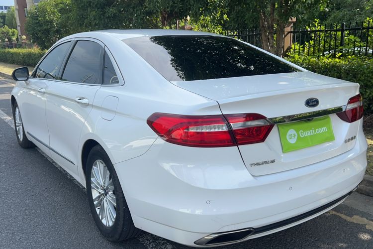 Used Ford Taurus 2015 EcoBoost 245 Fashion Edition Exterior 1