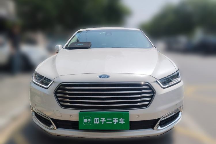 Used Ford Taurus 2015 EcoBoost 245 Luxury Model Front
