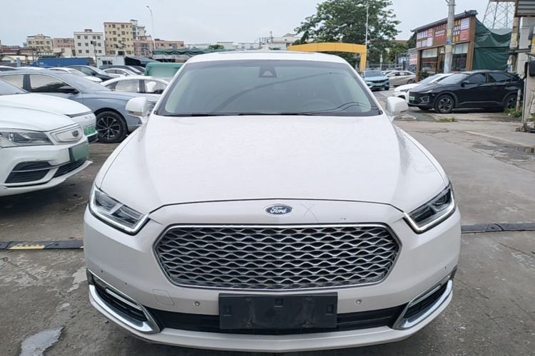 Used Ford Taurus 2015 EcoBoost 245 Luxury Model Front