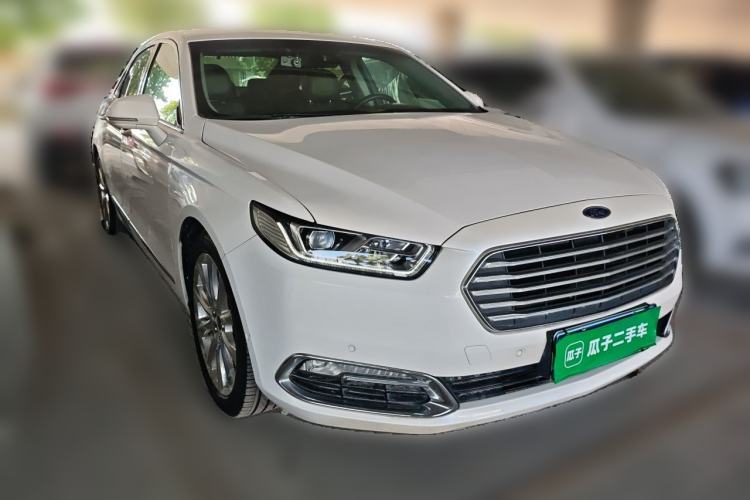 Used Ford Taurus 2015 EcoBoost 325 V6 Flagship Model Front Right 45 Deg