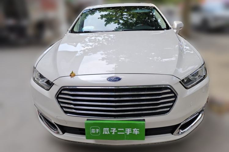 Used Ford Taurus 2015 EcoBoost 245 Fashion Edition Front
