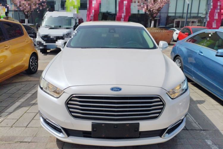 Used Ford Taurus 2015 EcoBoost 245 Fashion Edition Front
