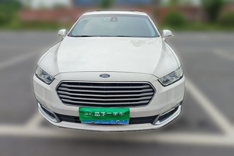 Used Ford Taurus 2015 EcoBoost 245 Fashion Edition Front