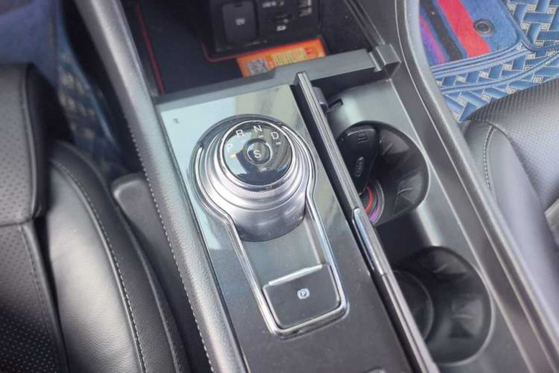 Used Ford Taurus 2015 EcoBoost 245 Luxury Model Gear Lever