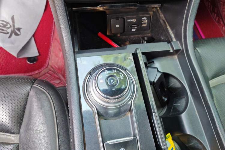 Used Ford Taurus 2015 EcoBoost 245 Luxury Model Gear Lever
