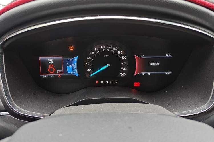 Used Ford Taurus 2015 EcoBoost 245 Fashion Edition Instrument Cluster