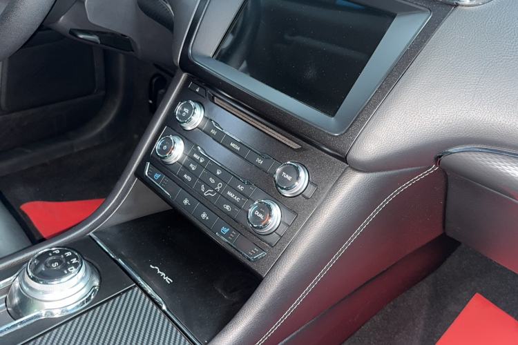Used Ford Taurus 2015 EcoBoost 245 Fashion Edition Interior 4