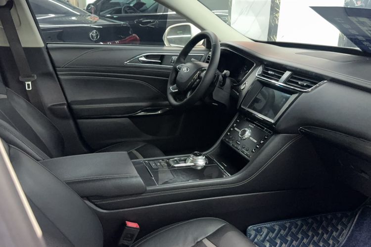 Used Ford Taurus 2015 EcoBoost 245 Luxury Model Interior 4