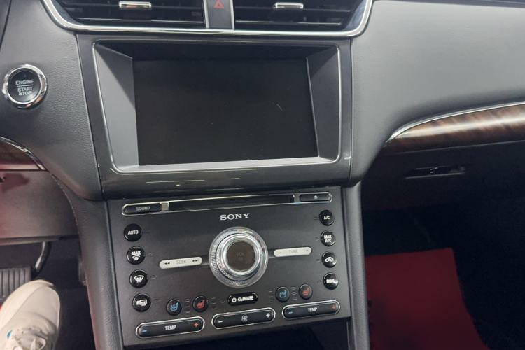 Used Ford Taurus 2015 EcoBoost 245 Ultimate Model Interior 4