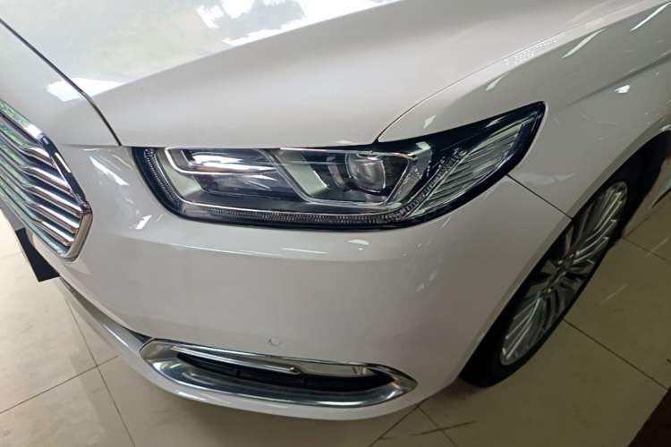 Used Ford Taurus 2015 EcoBoost 245 Ultimate Model Left Front Headlight