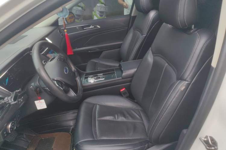 Used Ford Taurus 2015 EcoBoost 245 Fashion Edition Left Front Seat