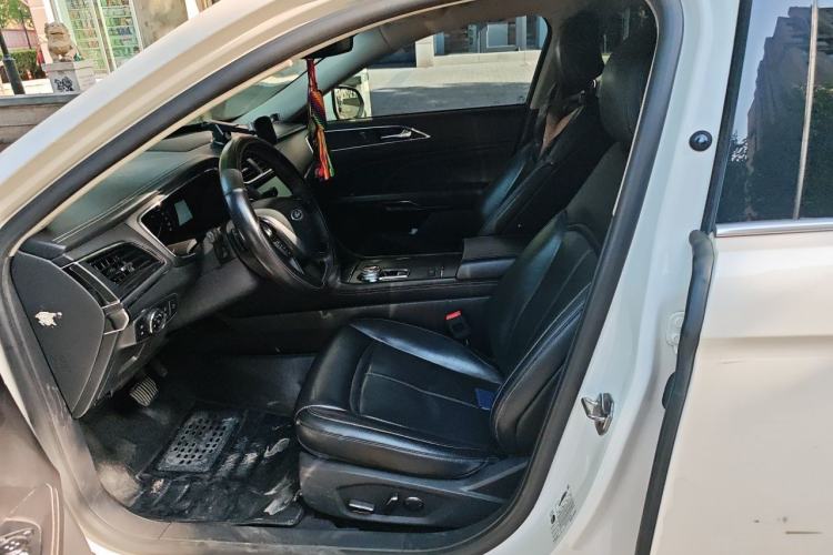 Used Ford Taurus 2015 EcoBoost 245 Fashion Edition Left Front Seat