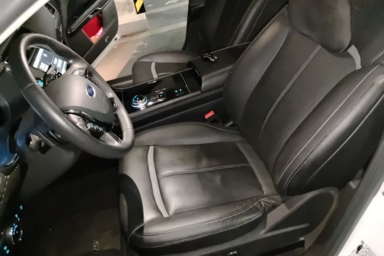 Used Ford Taurus 2015 EcoBoost 245 Luxury Model Left Front Seat