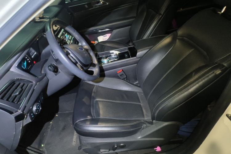 Used Ford Taurus 2015 EcoBoost 245 Fashion Edition Left Front Seat
