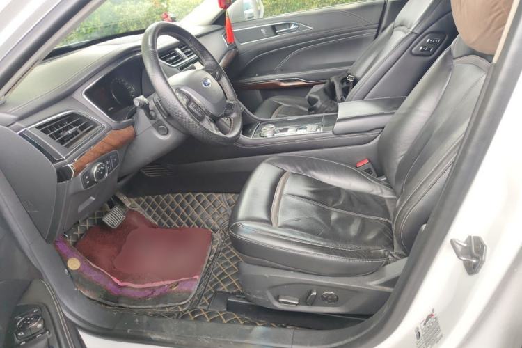 Used Ford Taurus 2015 EcoBoost 325 V6 Flagship Model Left Front Seat