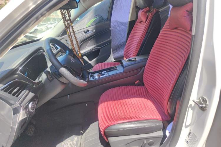 Used Ford Taurus 2015 EcoBoost 245 Fashion Edition Left Front Seat