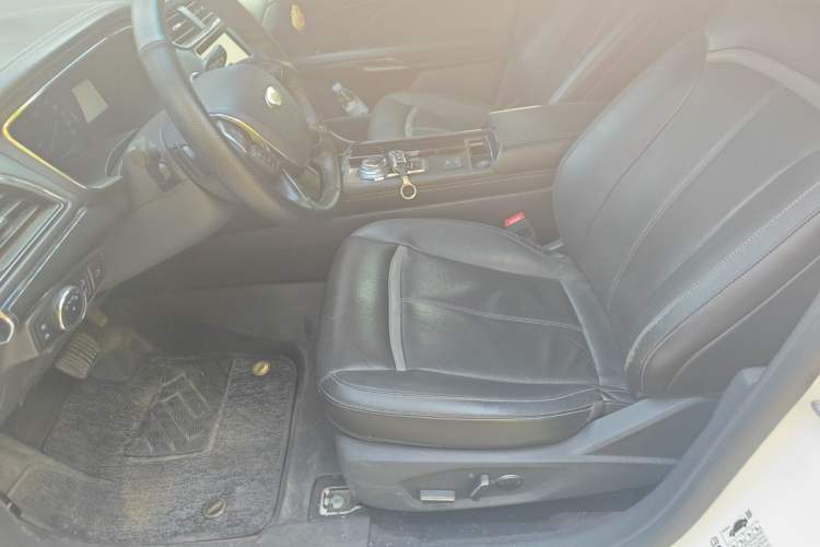 Used Ford Taurus 2015 EcoBoost 245 Luxury Model Left Front Seat