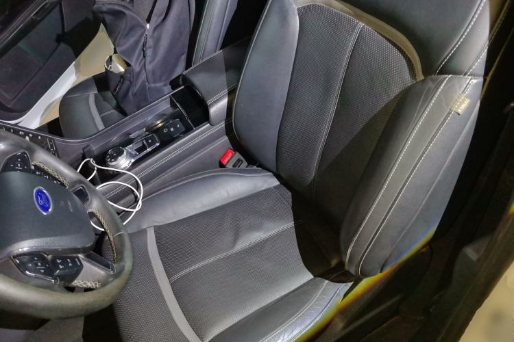 Used Ford Taurus 2015 EcoBoost 245 Ultimate Model Left Front Seat