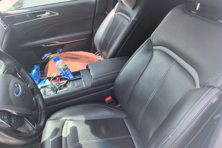 Used Ford Taurus 2015 EcoBoost 245 Luxury Model Left Front Seat