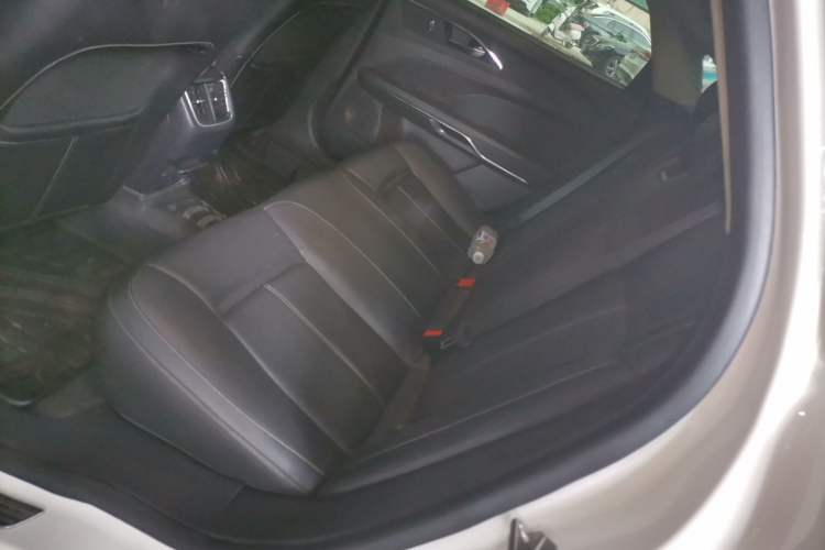 Used Ford Taurus 2015 EcoBoost 245 Fashion Edition Left Rear Seat