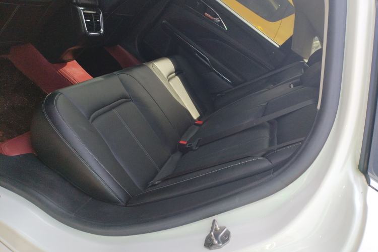 Used Ford Taurus 2015 EcoBoost 245 Fashion Edition Left Rear Seat