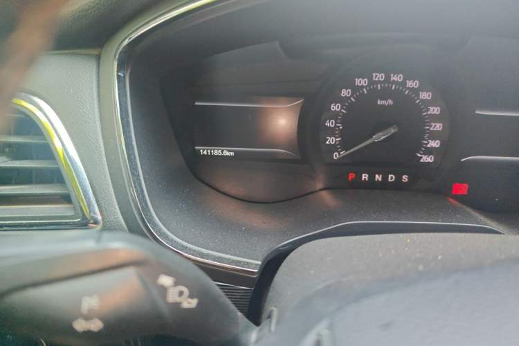 Used Ford Taurus 2015 EcoBoost 245 Luxury Model Odometer Close Up