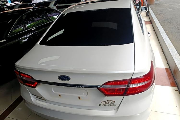 Used Ford Taurus 2015 EcoBoost 245 Ultimate Model Rear
