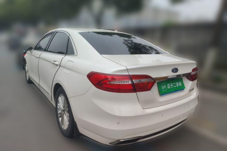 Used Ford Taurus 2015 EcoBoost 245 Fashion Edition Rear Left 45 Deg
