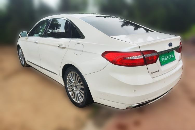 Used Ford Taurus 2015 EcoBoost 245 Luxury Model Rear Left 45 Deg