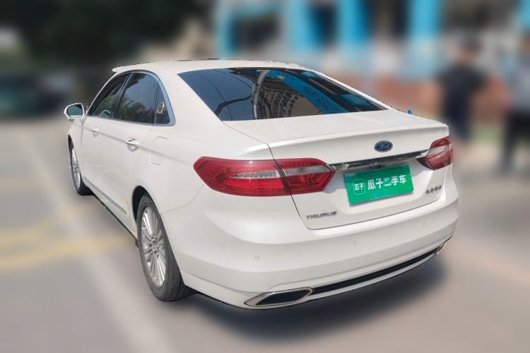 Used Ford Taurus 2015 EcoBoost 245 Luxury Model Rear Left 45 Deg